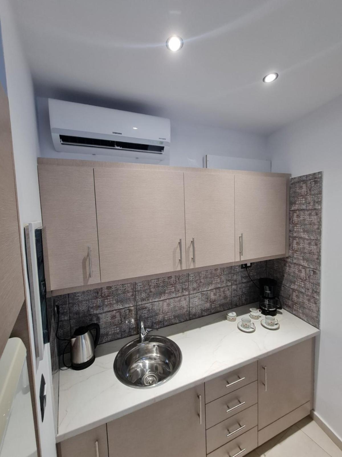 Ειδικη Προσφορα Apartment Patras Ngoại thất bức ảnh