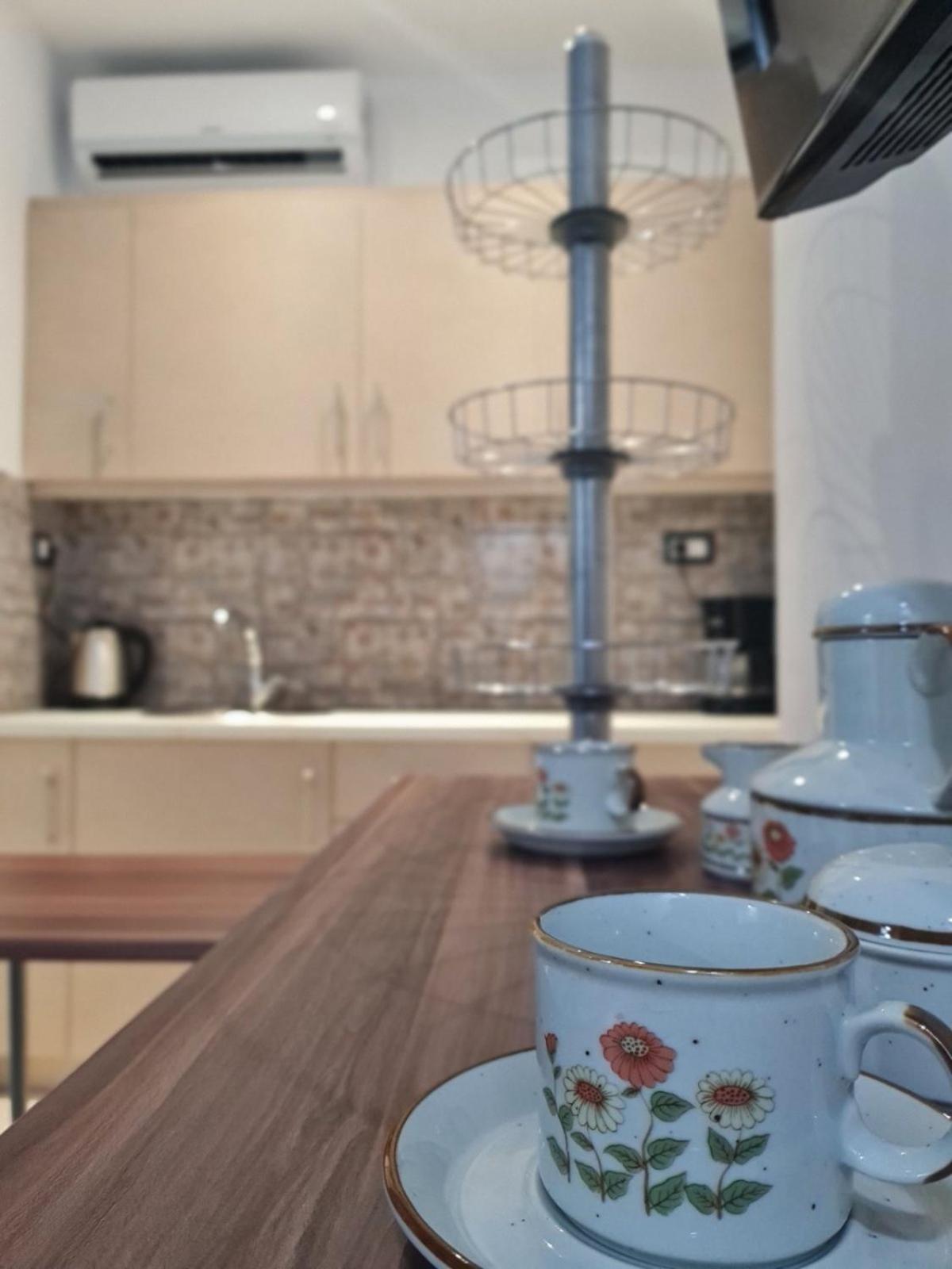 Ειδικη Προσφορα Apartment Patras Ngoại thất bức ảnh