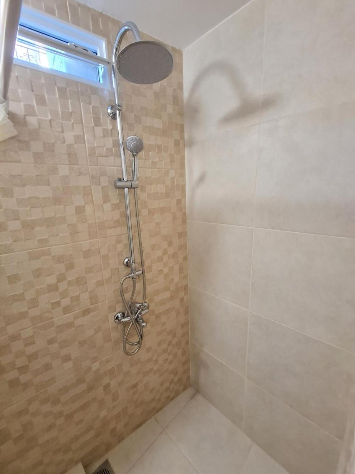 Ειδικη Προσφορα Apartment Patras Ngoại thất bức ảnh