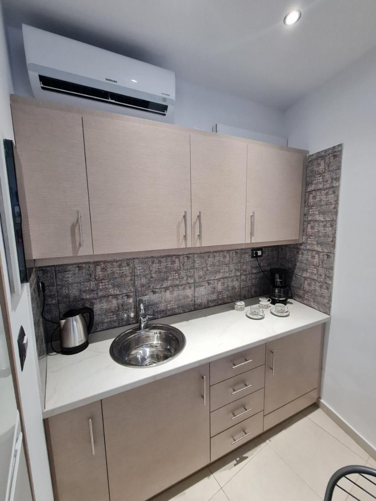 Ειδικη Προσφορα Apartment Patras Ngoại thất bức ảnh